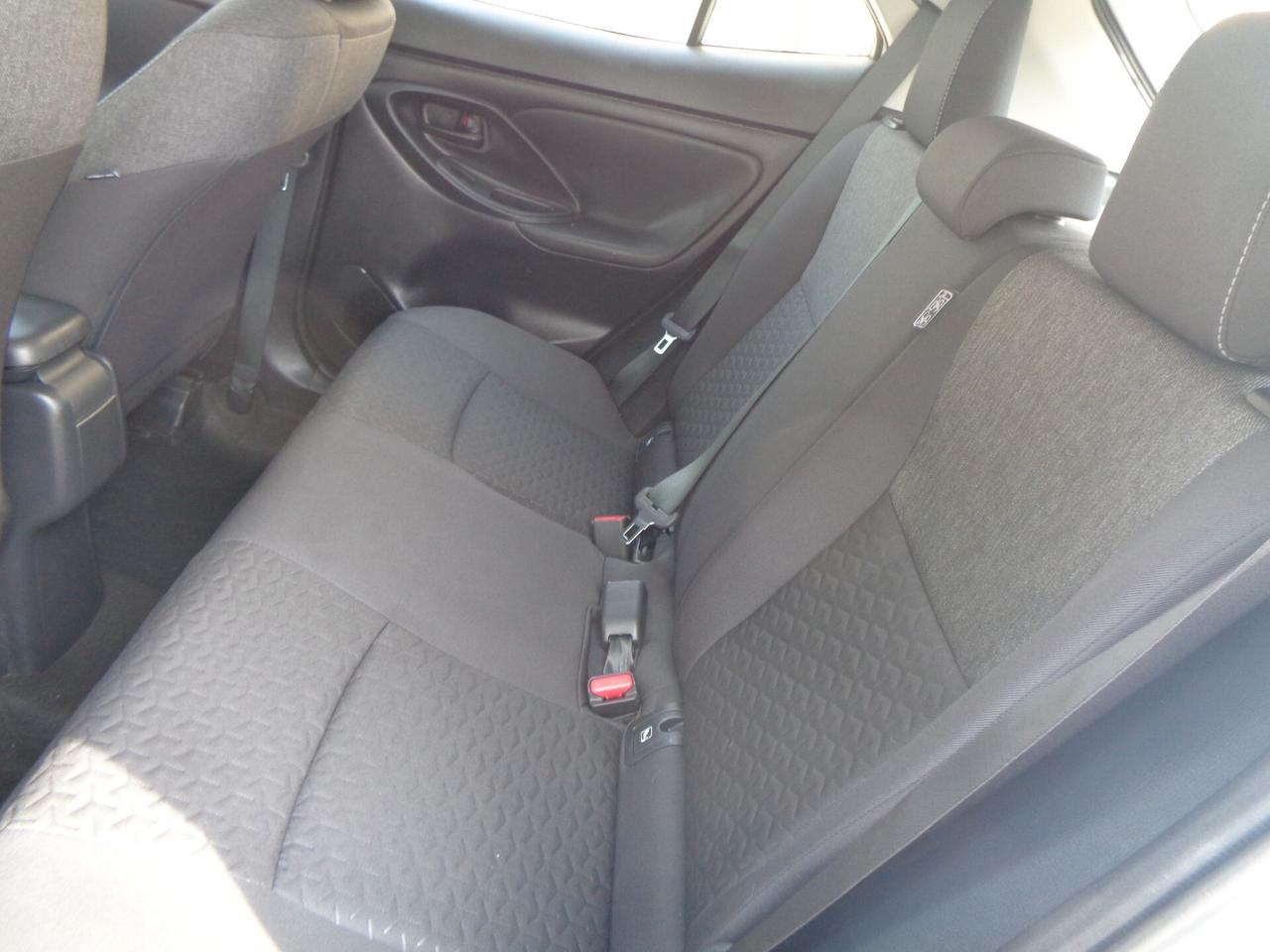 Toyota Yaris Cross 1.5 Hybrid 5p. E-CVT Active 115 CV NESSUN VINCOLO DI FINANZIAMENTO