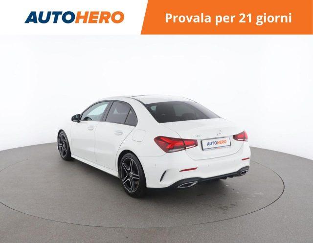 MERCEDES-BENZ A 200 Automatic 4p. Premium