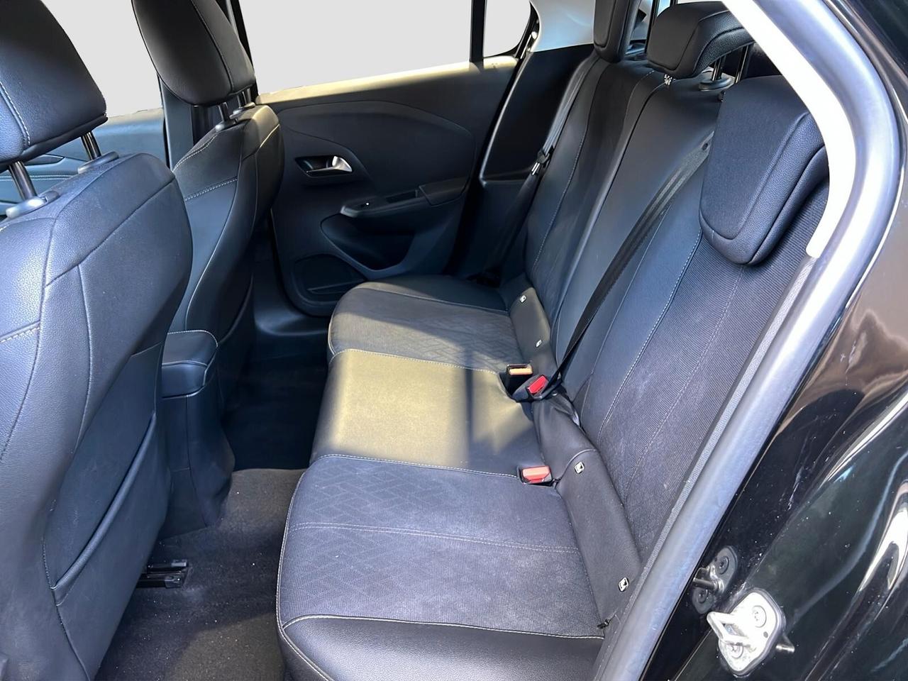 Opel Corsa 1.2 Elegance