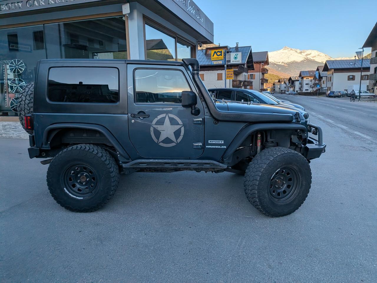 Jeep Wrangler 2.8 CRD Automatica