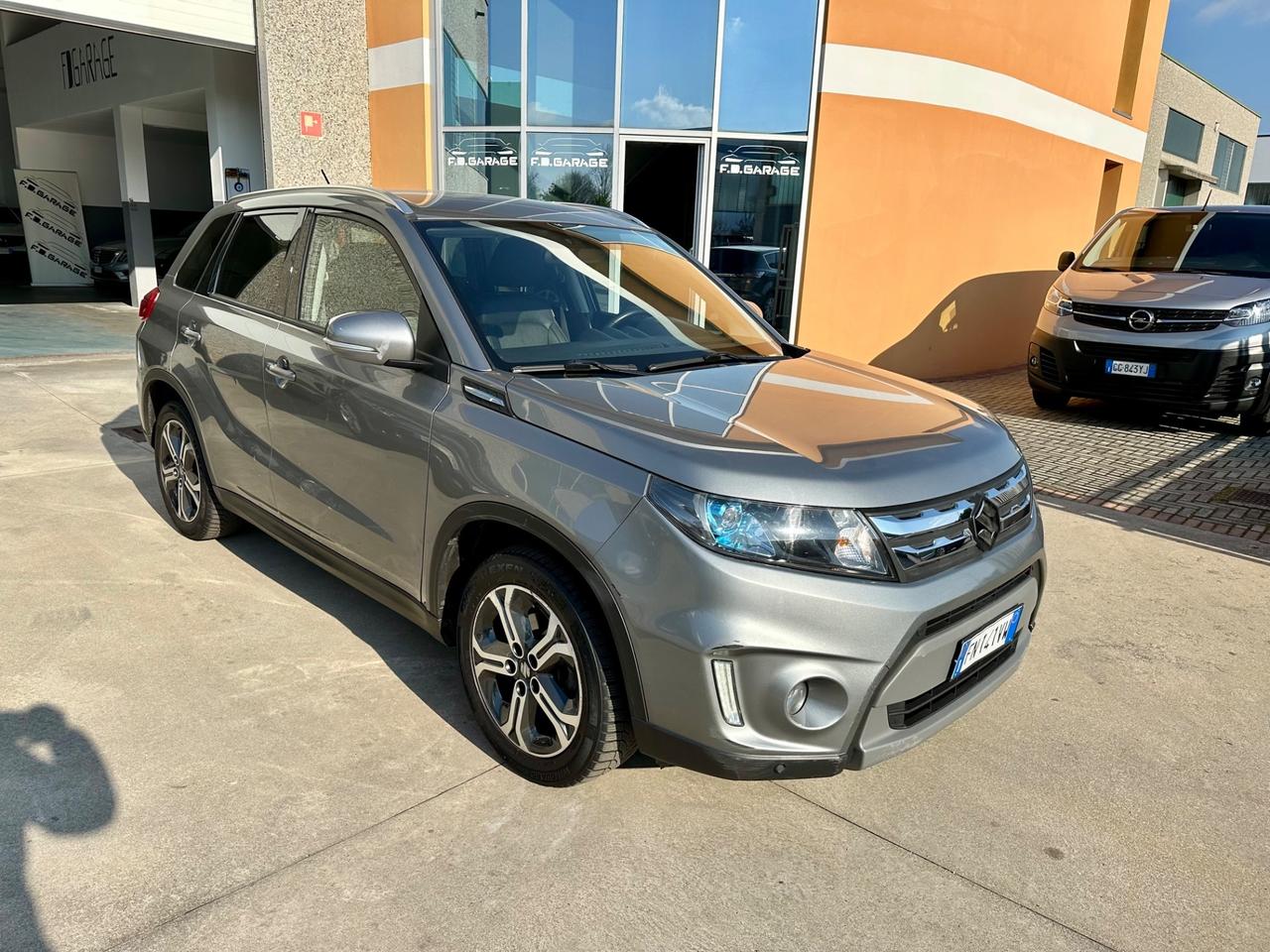 Suzuki Vitara 1.6 GPL VVT A/T V-Top