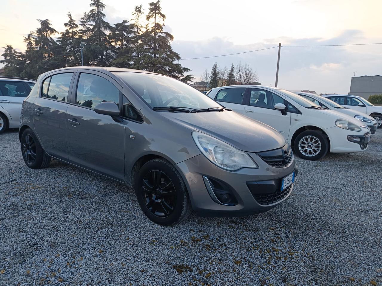 Opel Corsa 1.2 85CV 5 porte GPL Tua a 79€ / Mese
