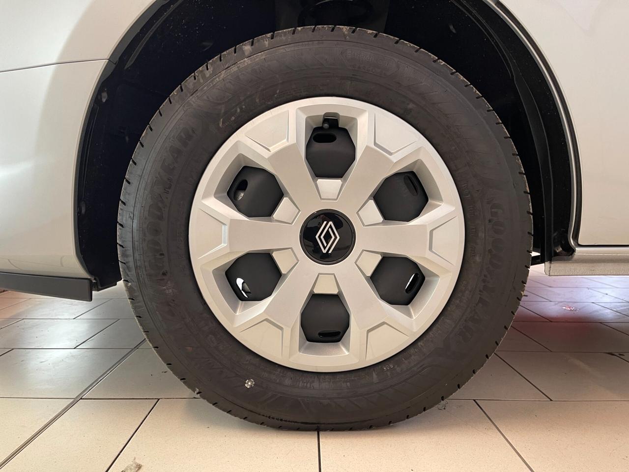 Renault Trafic PL Equilibre 9 posti 2.0 dCi c.man-LEGGI SOTTO