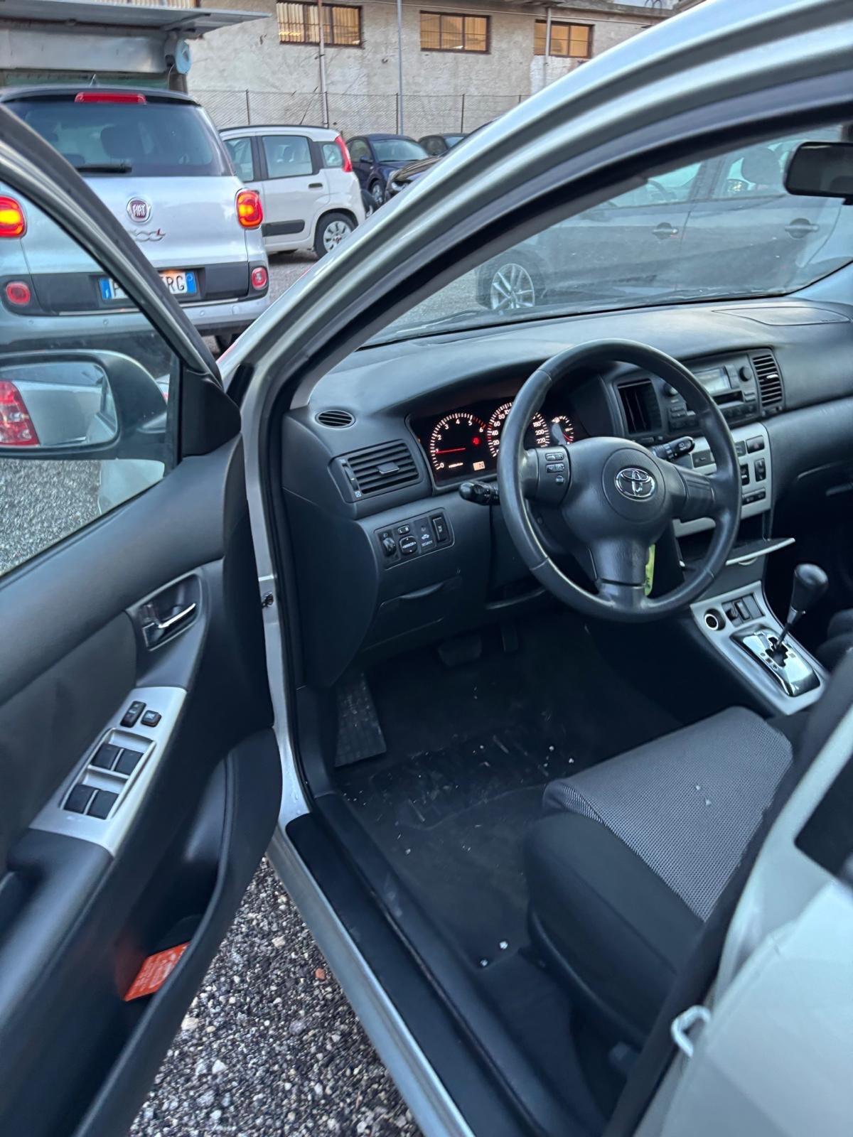 Toyota Corolla 1.4 D-4D M-MT 5 porte ESP