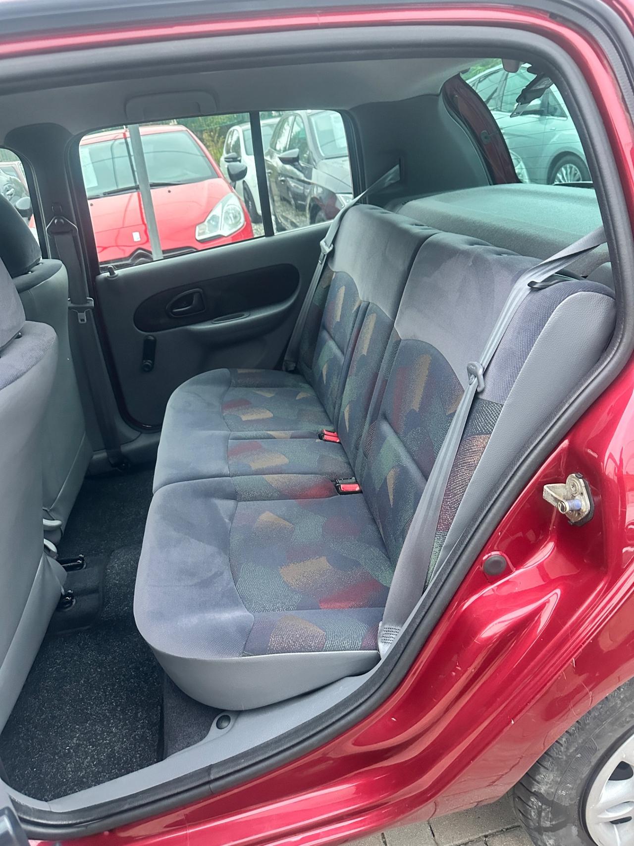 Renault Clio 1.4 cat 5 porte RXE