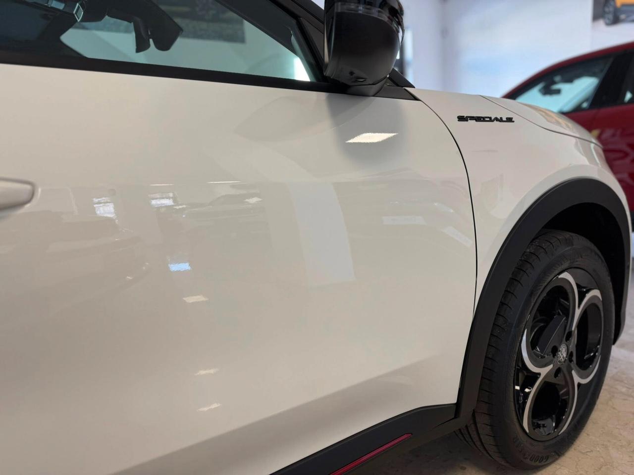 Alfa Romeo Junior 1.2 145 CV Hybrid eDCT6 Speciale