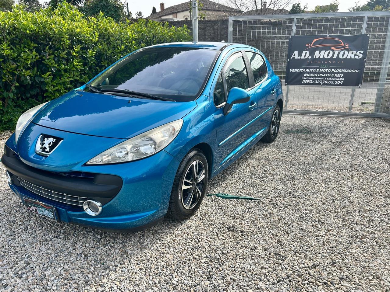 Peugeot 207 1.4 HDi 70CV 5p.
