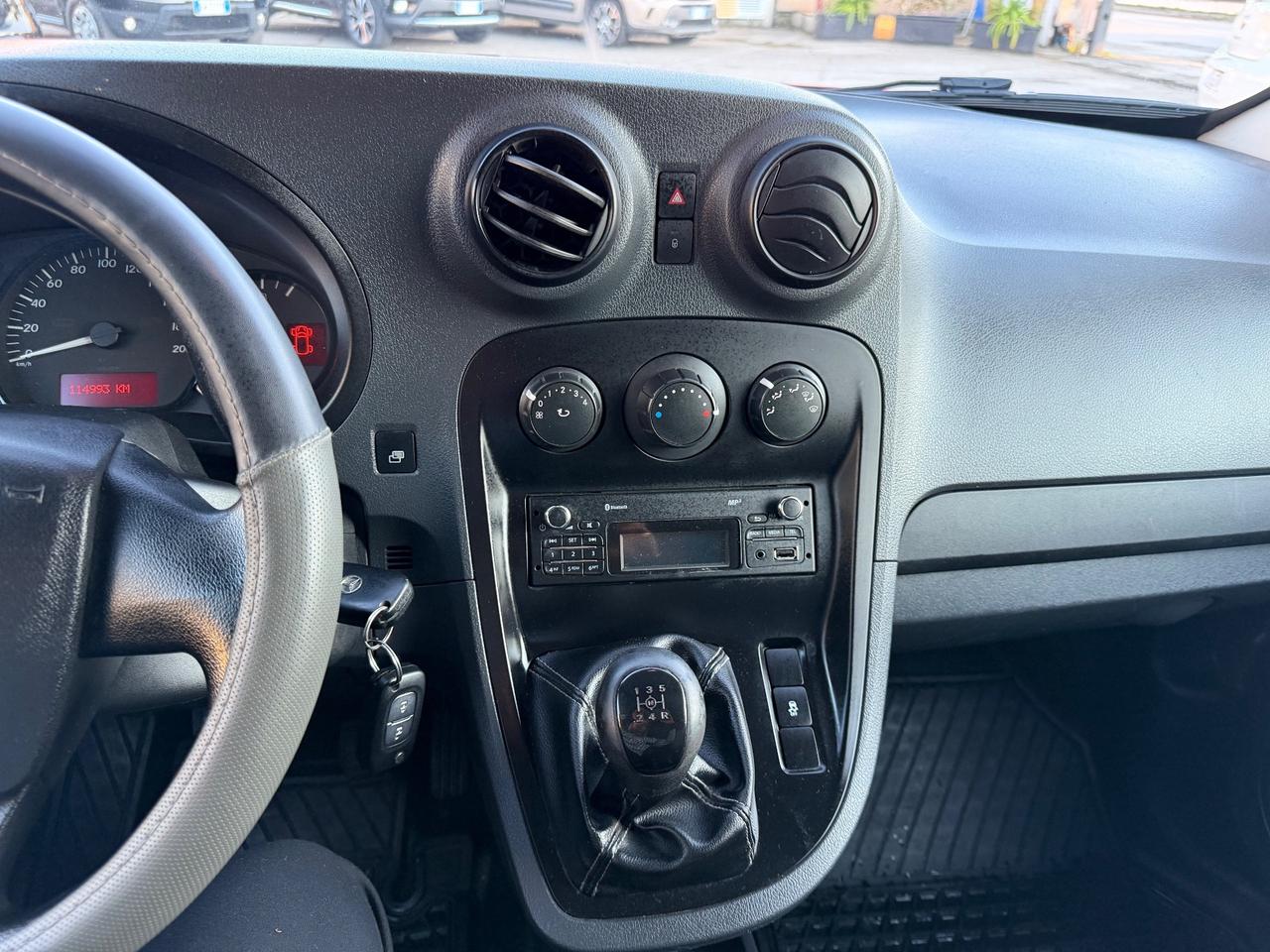 Mercedes-benz Citan 1.5 Diesel solo 114000 KM