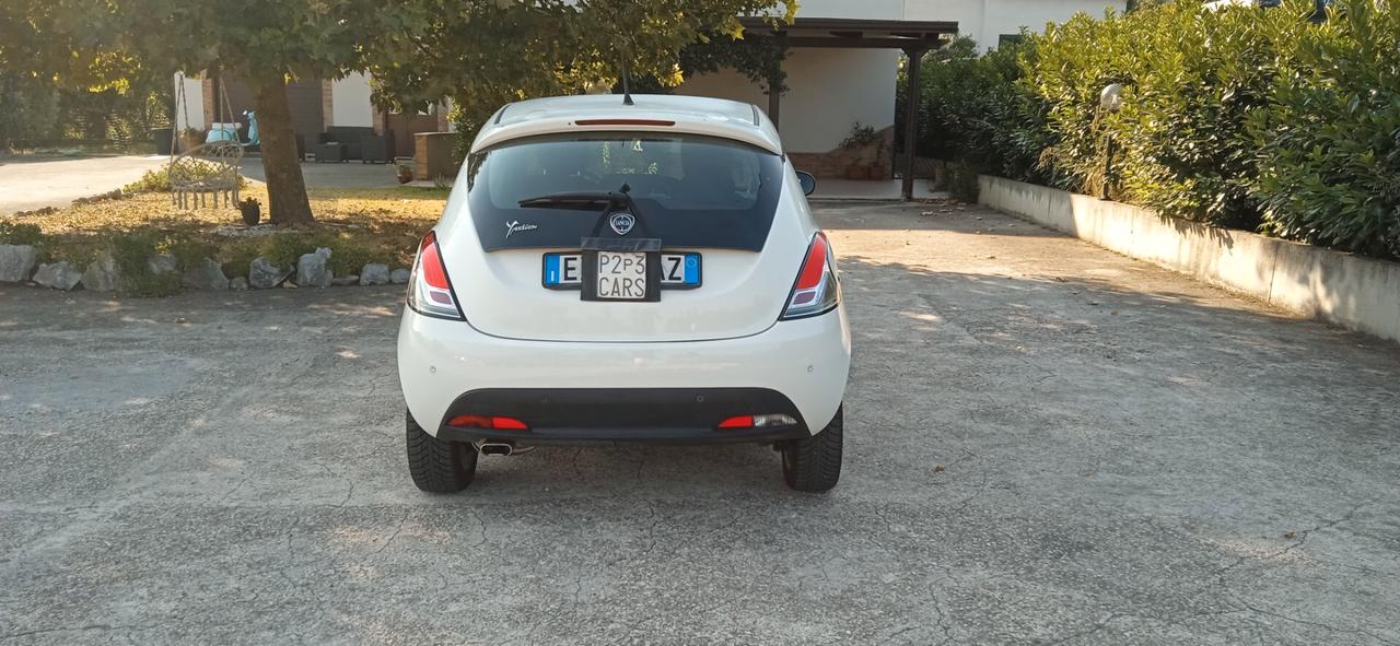 Lancia Ypsilon 1.2 69 CV 5 porte GPL Ecochic Gold