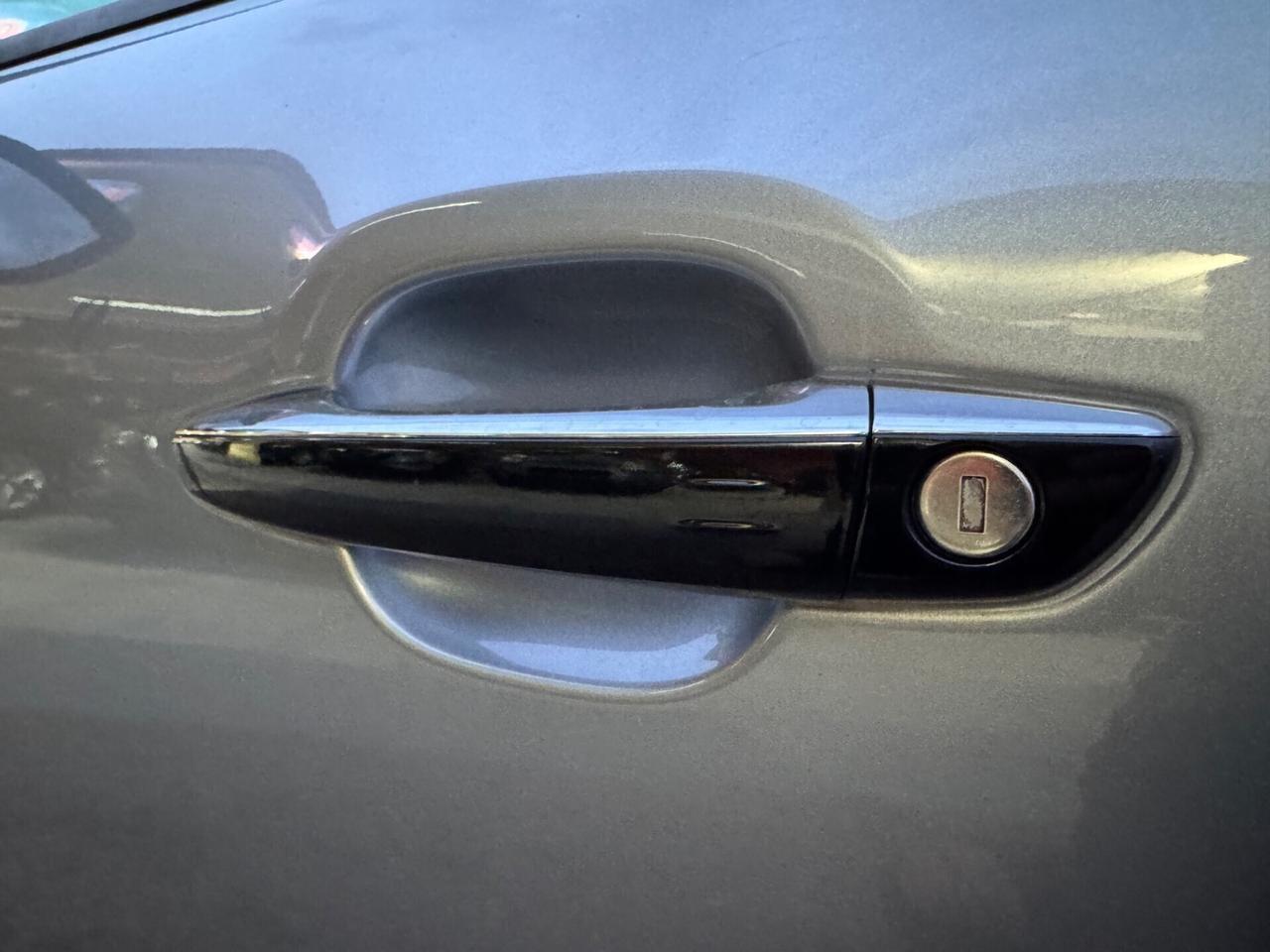 Citroen C3 HDi Shine Pack Tetto nero Retroc Keyles