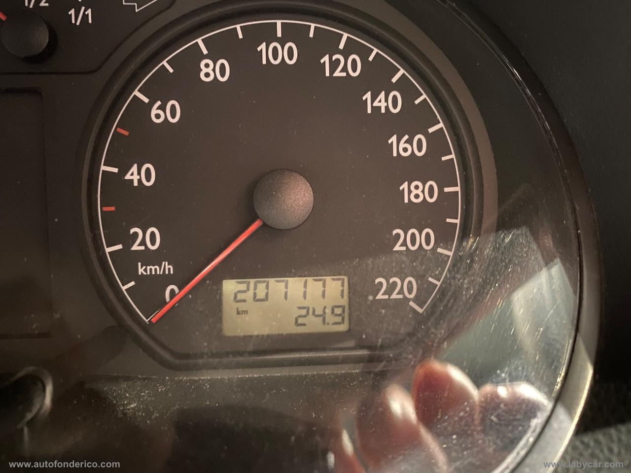 VOLKSWAGEN Polo 1.4 16V 5p. Trendline