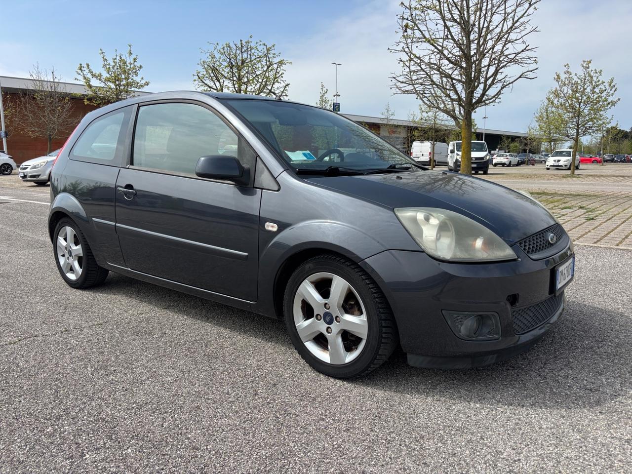 Ford Fiesta 1.4 TDCi 3p. Ghia