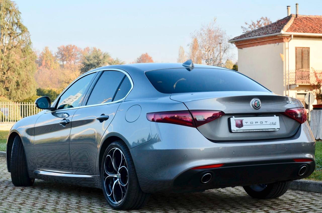 ALFA ROMEO GIULIA 2.2 TD 190cv AT8, ECCELLENTI CONDIZIONI, UFF ITALIANA, SERVICE UFFICIALI, EURO 6D, FARI XENO, NAVI, RETROCAMERA, APPLE ANDROID, PERMUTE