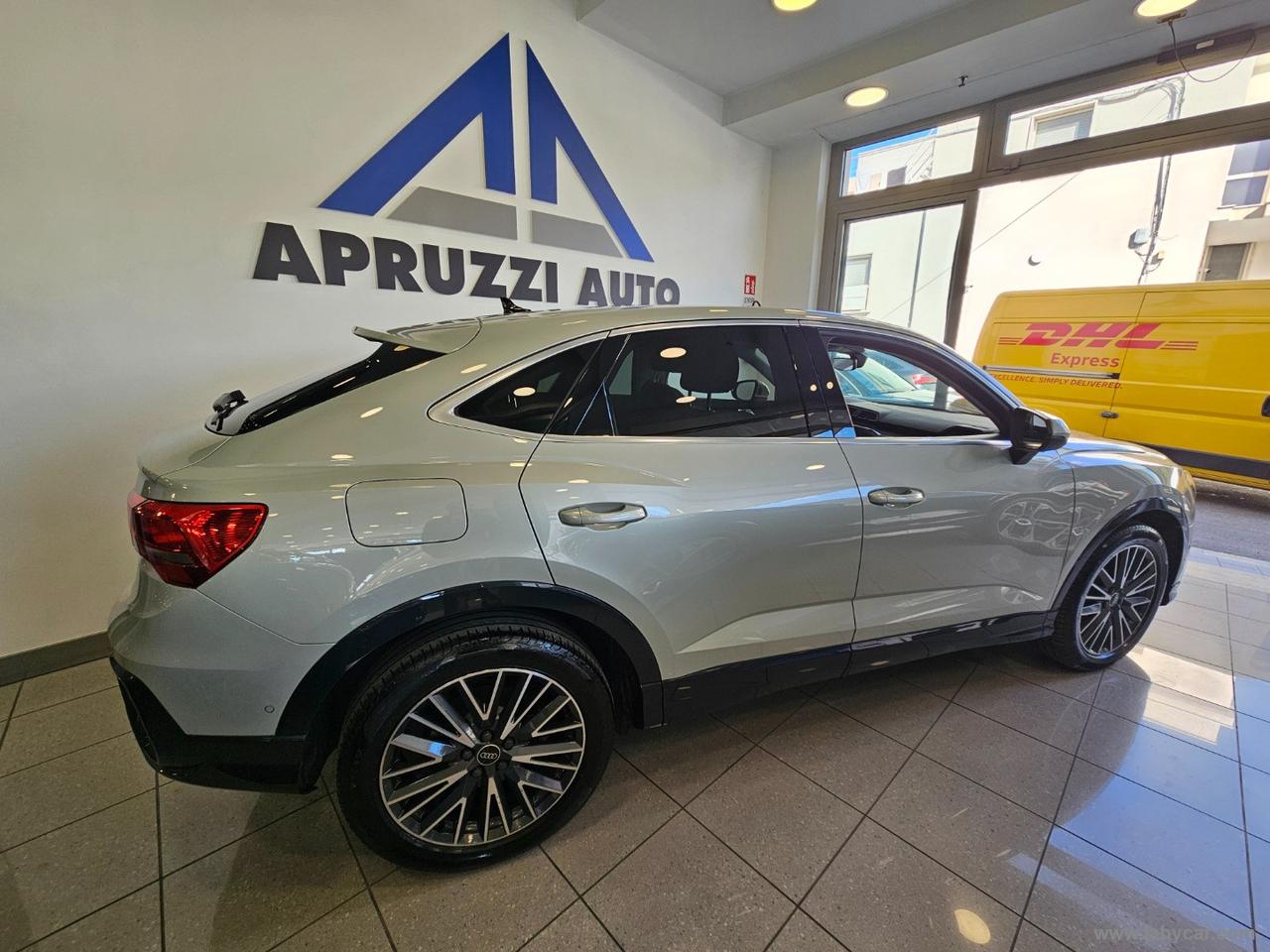 AUDI Q3 SPB 35 TDI S tronic Business
