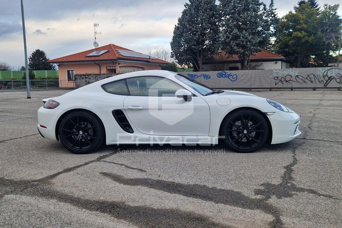 PORSCHE 718 Cayman 2.0