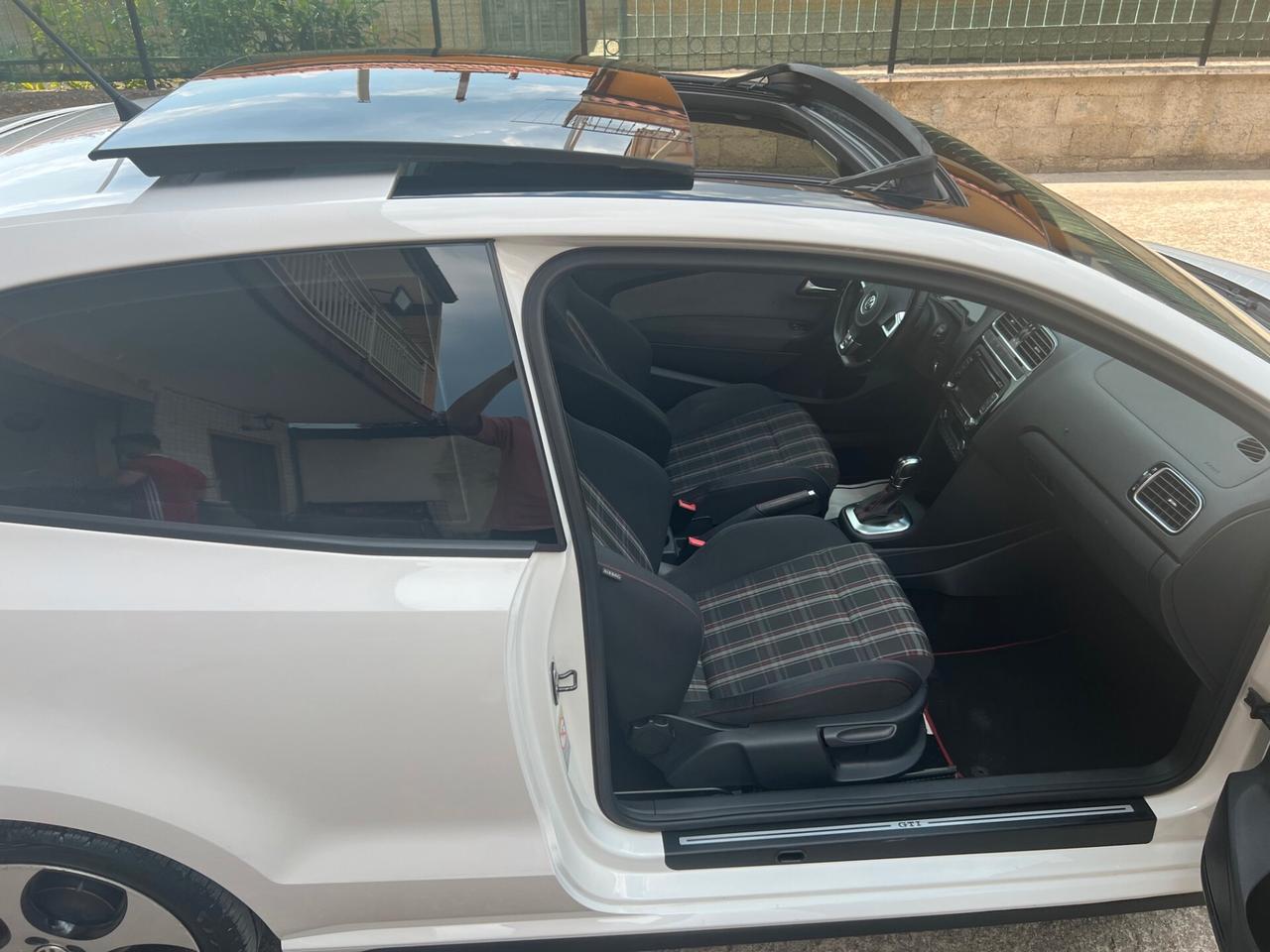 Volkswagen Polo GTI 1.4 TSI 180CV DSG GARANZIA