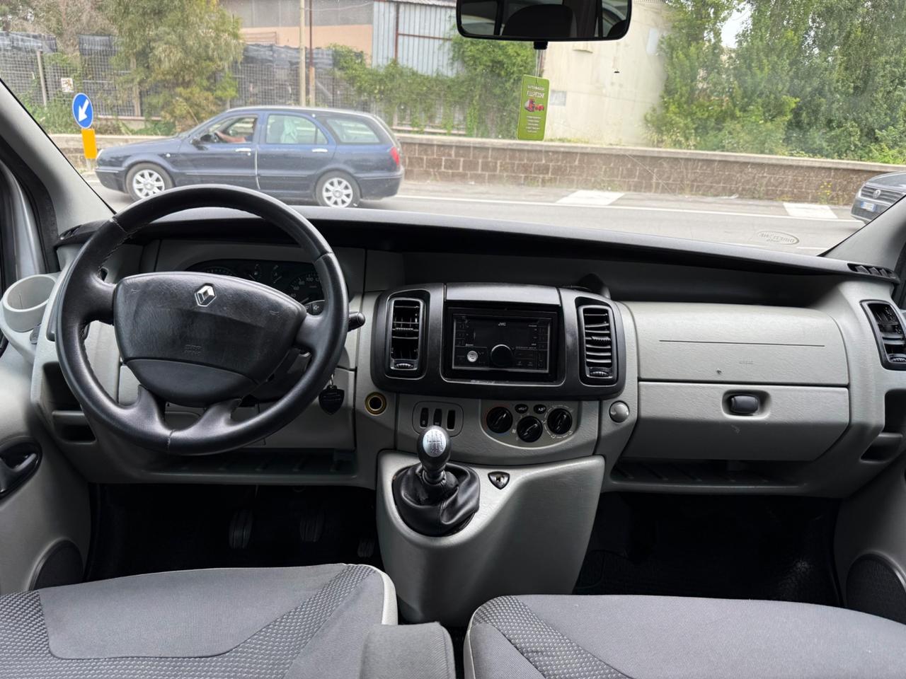 Renault Trafic 1.9 dCi 9 POSTI VETTURA