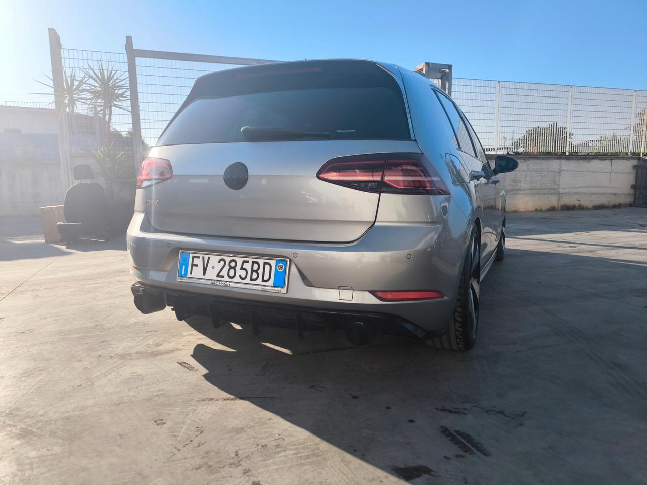 Volkswagen Golf GTI Performance 2.0 245 CV TSI DSG 5p. BMT