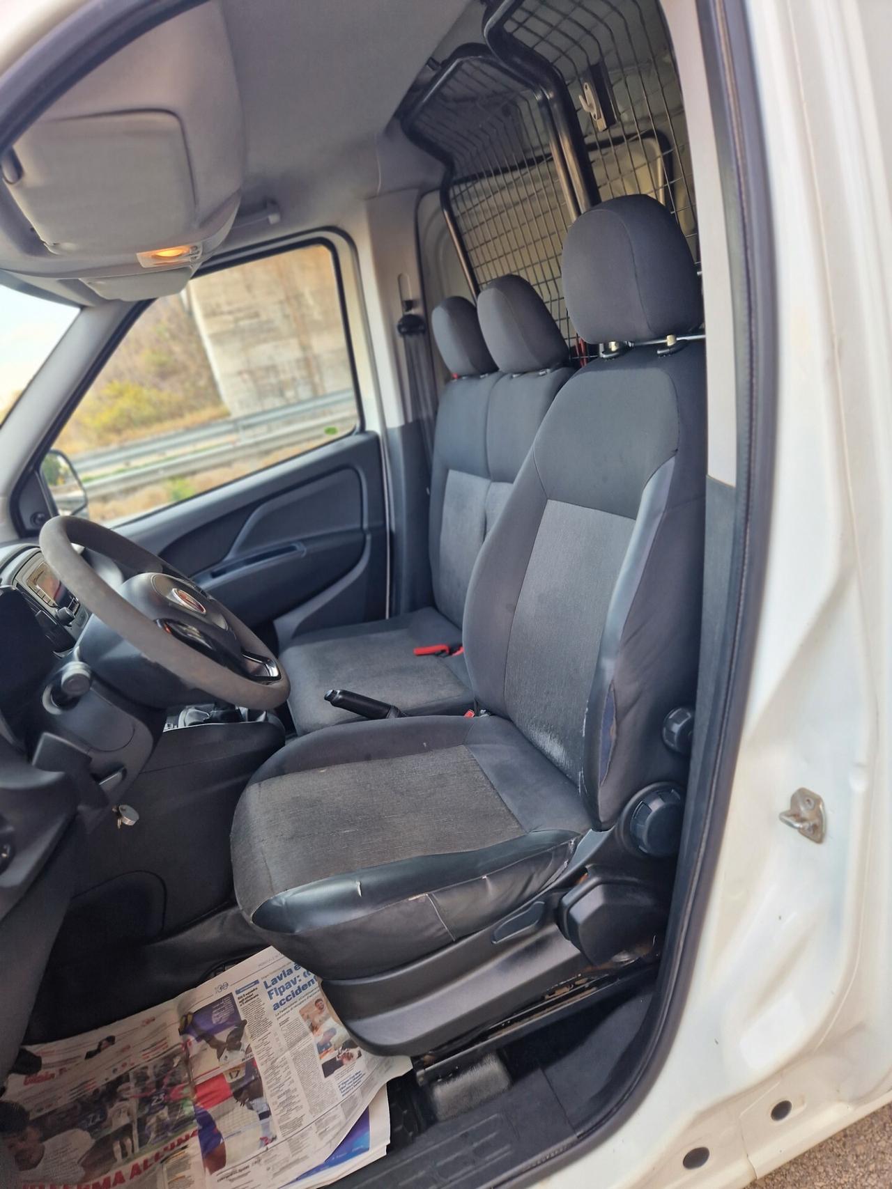 Fiat Doblo Doblò 1.4 T-Jet Natural Power PC-TN Cargo Lamier. SX 3 posti