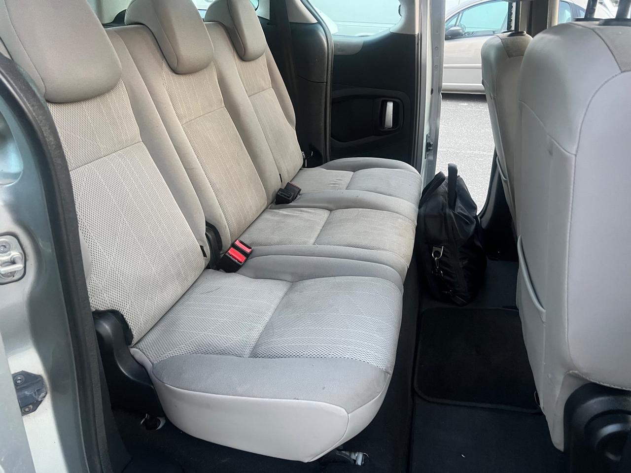 Peugeot Partner Tepee 1.6 HDi 90CV FAP Outdoor