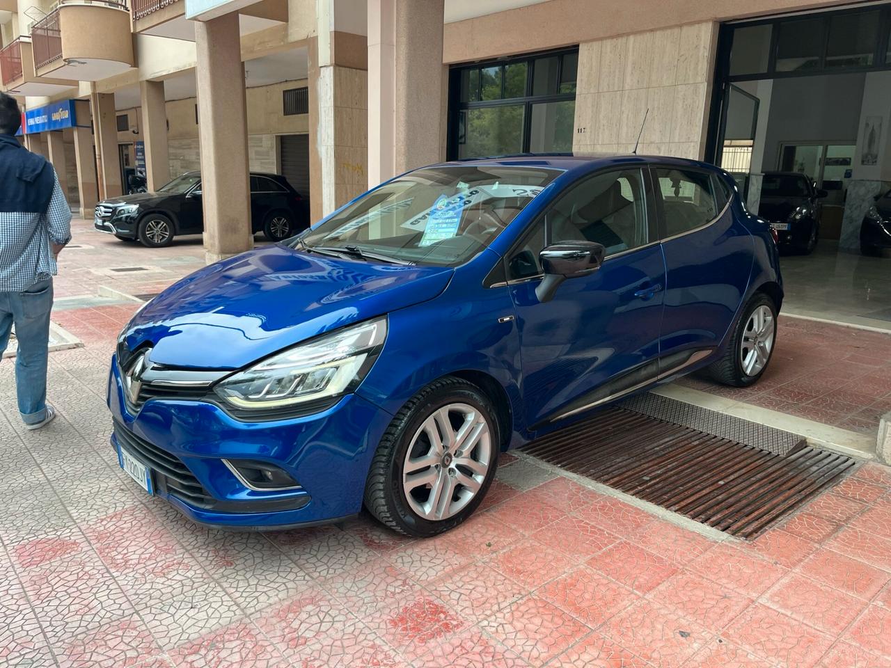 RenaultClio 1.5dCi 90CV 5p Navi Retro-19