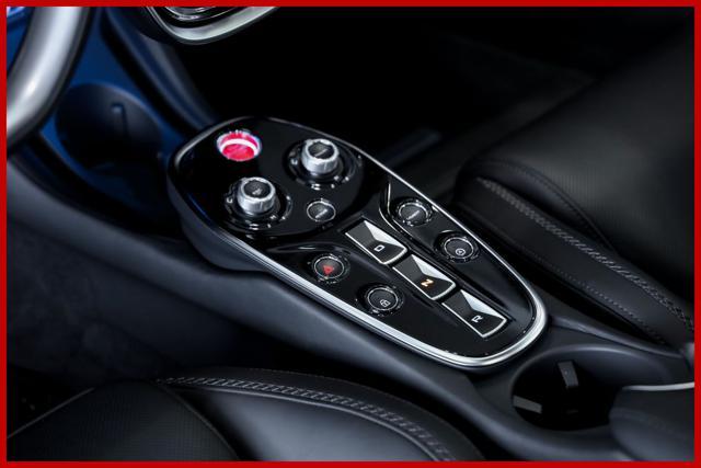 MCLAREN GT GT | LUXURY