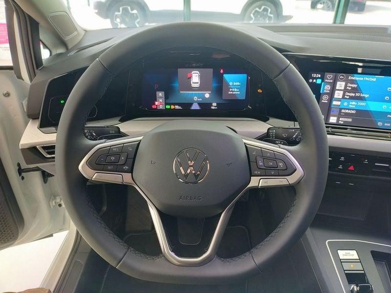 Volkswagen Golf Variant 8 2.0 TDI SCR DSG Life 115cv KM0