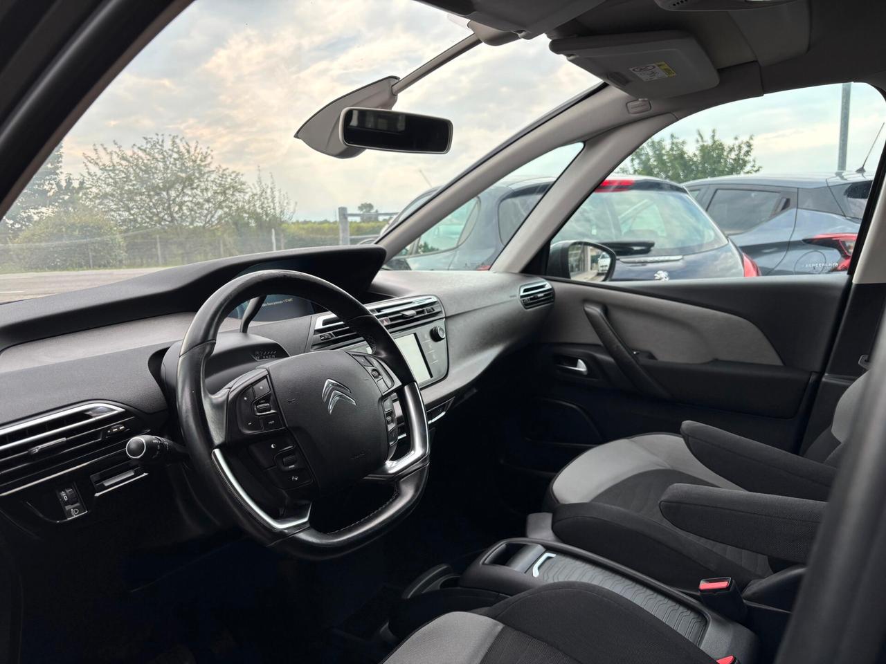 Citroen Grand C4 Picasso 7 posti Automatica Neopatentati