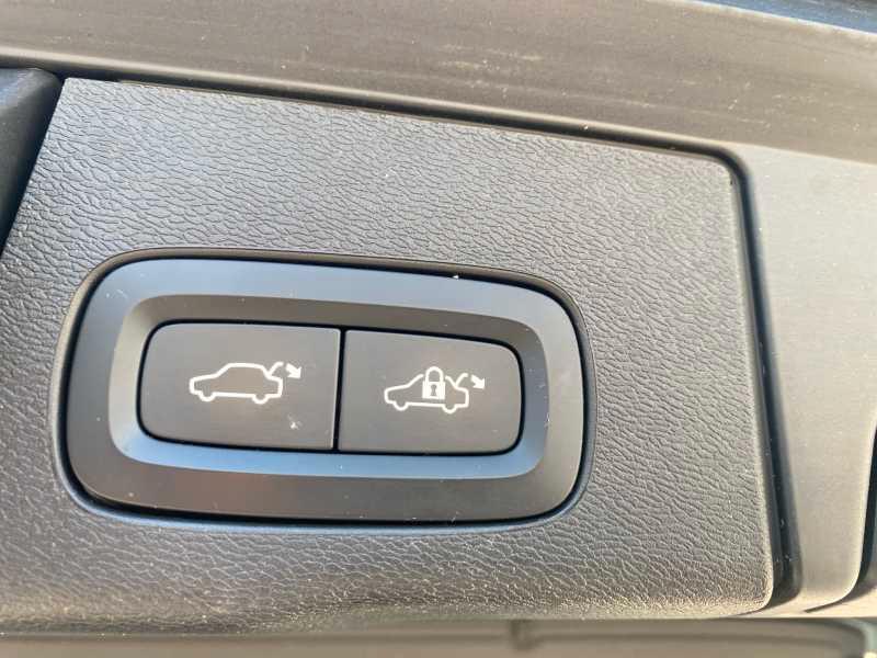 Volvo XC60 N1 2.0 B4 d MoMenT. AwD AuTo