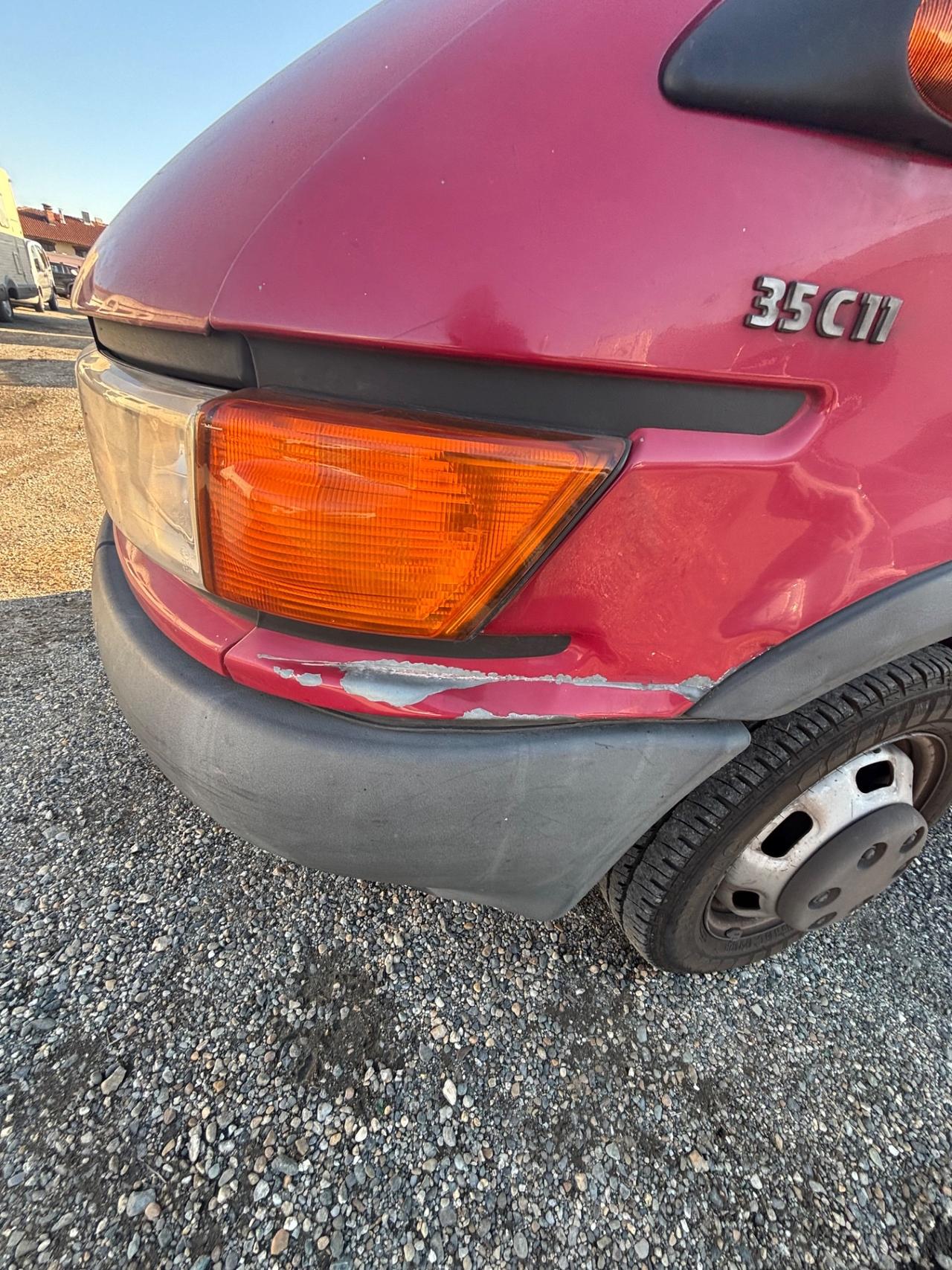 Daily Iveco centinato del 2001 in saldo 410