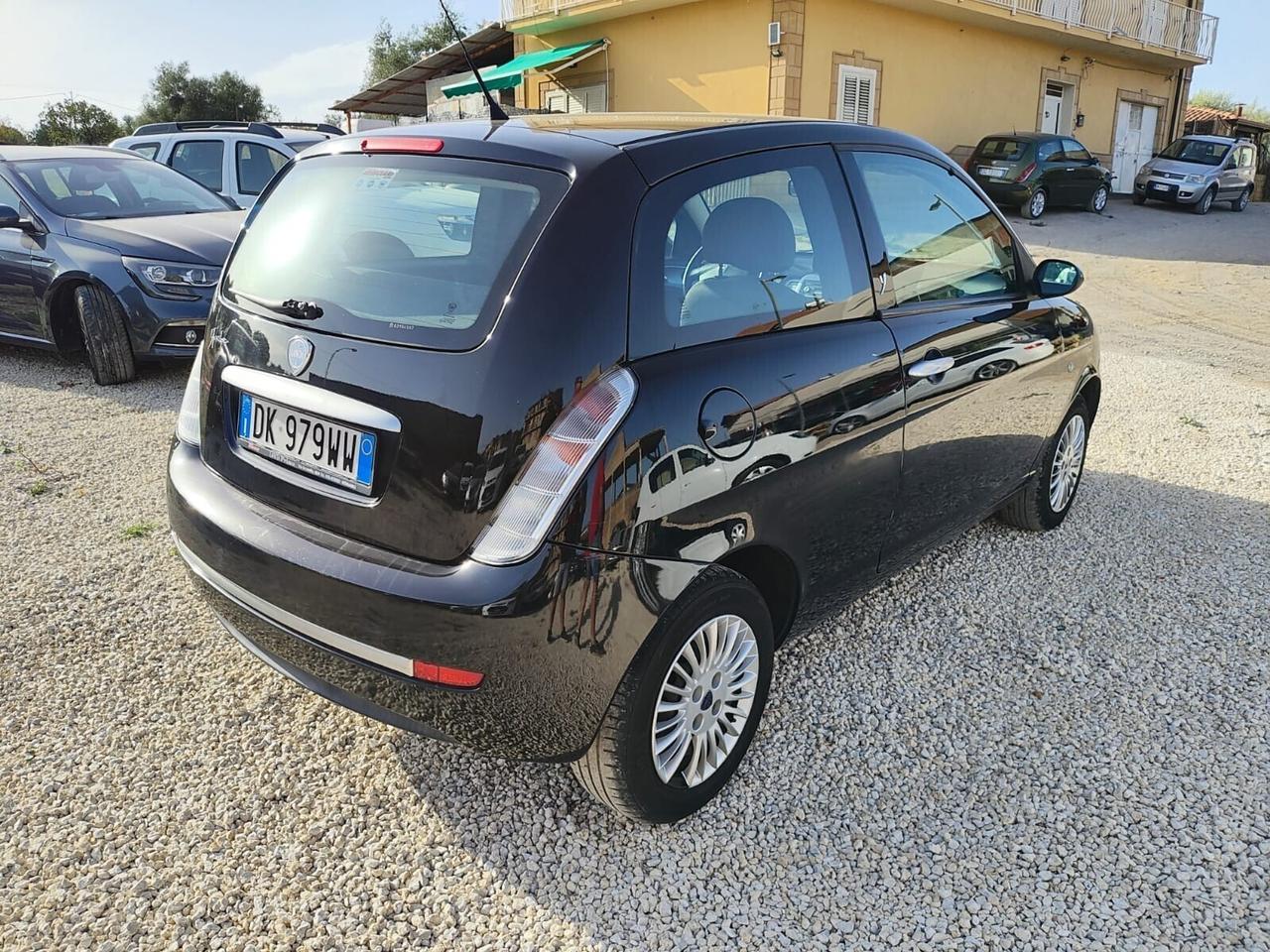 Lancia Ypsilon 1.2 Argento