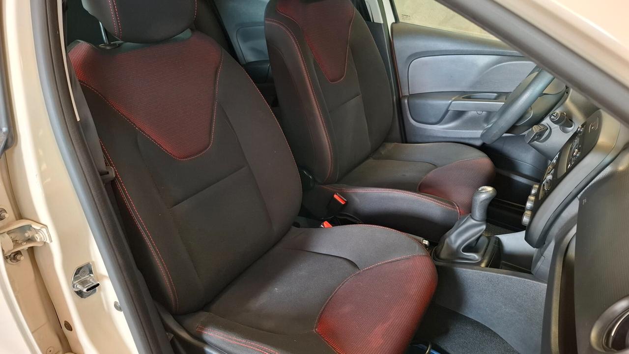 Renault Clio 1.2 75CV 5 porte Wave