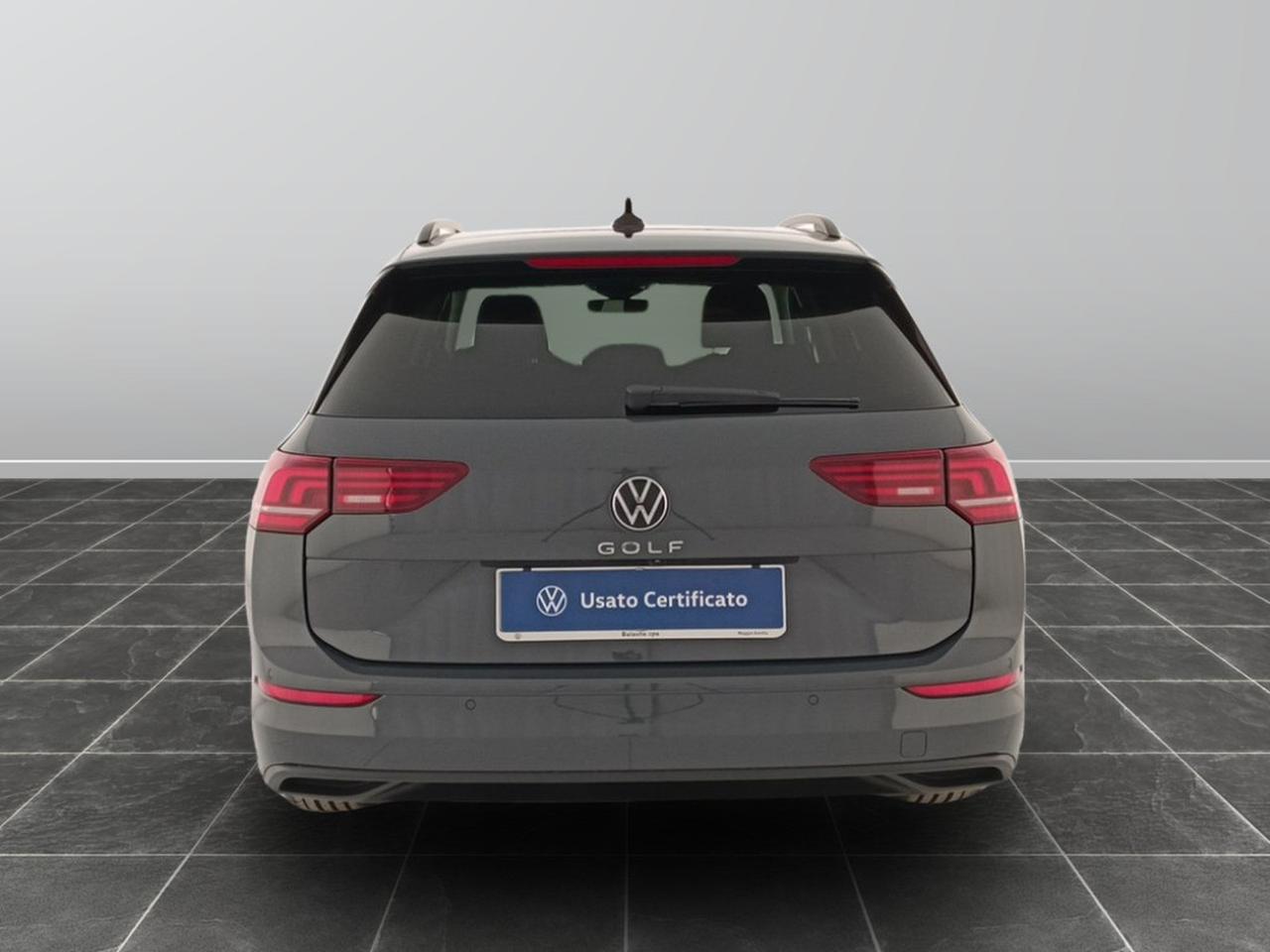 Volkswagen Golf variant 2.0 tdi scr 150cv life dsg