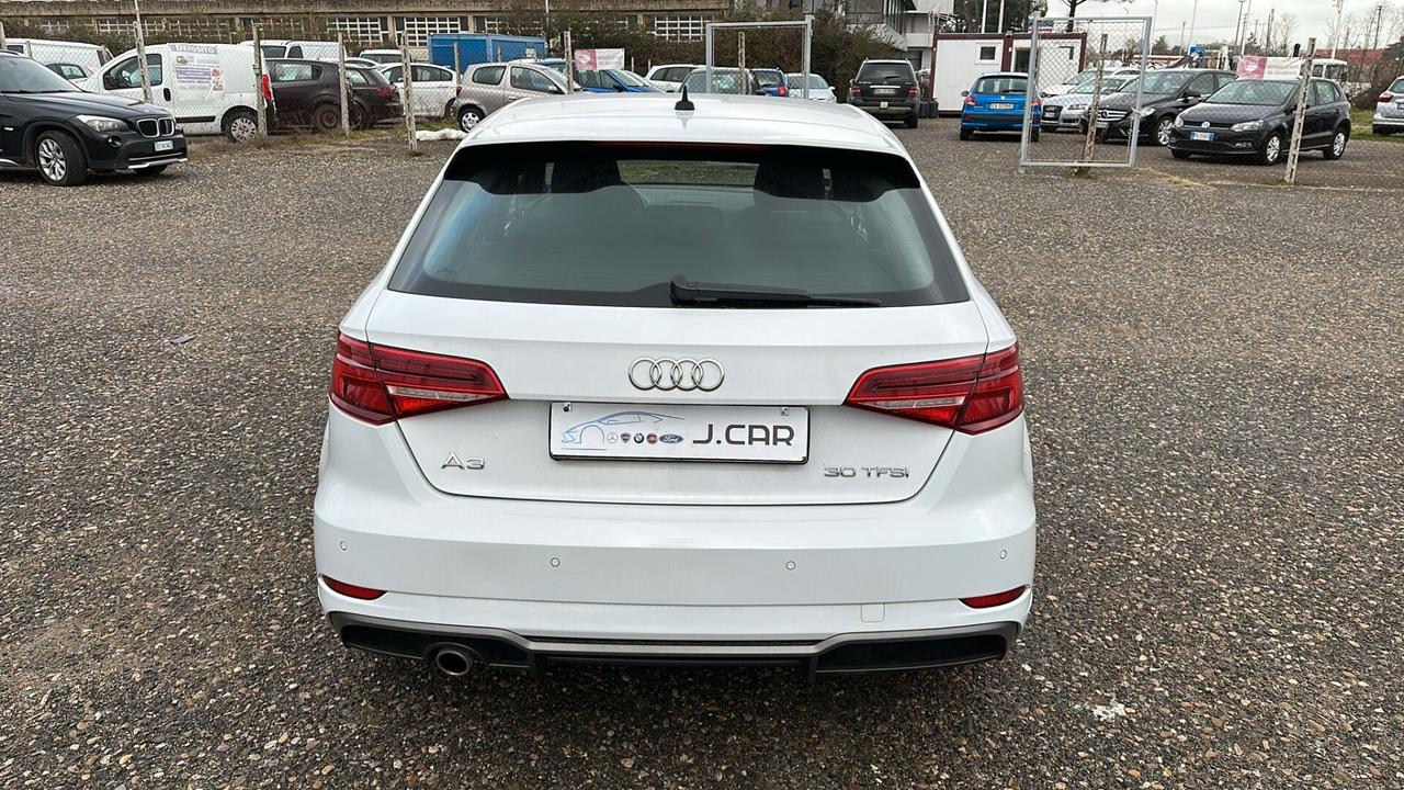 Audi A3 1.0 TFSI S TRONIC ADMIRED
