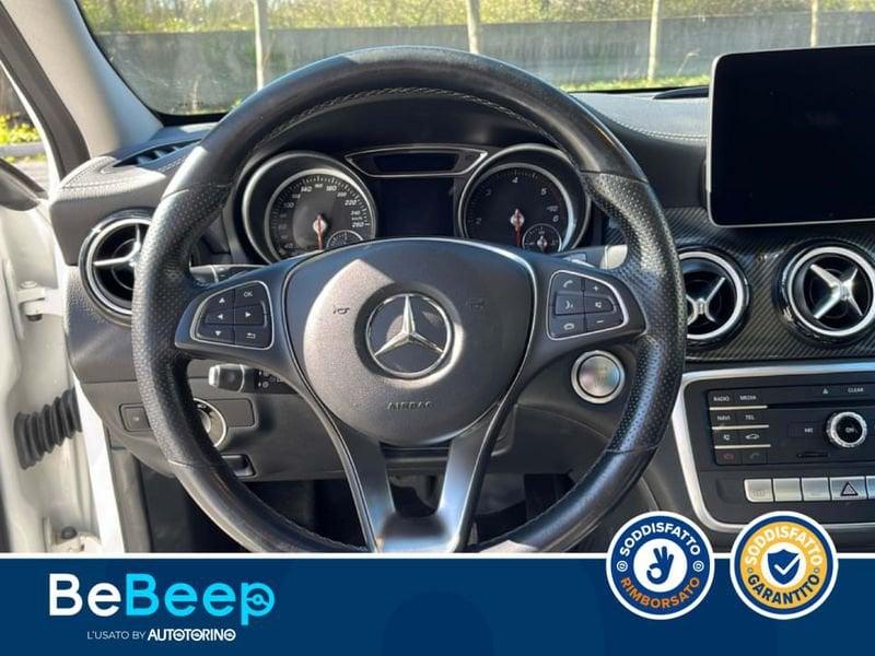 Mercedes-Benz GLA 200 D NIGHT EDITION 4MATIC AUTO
