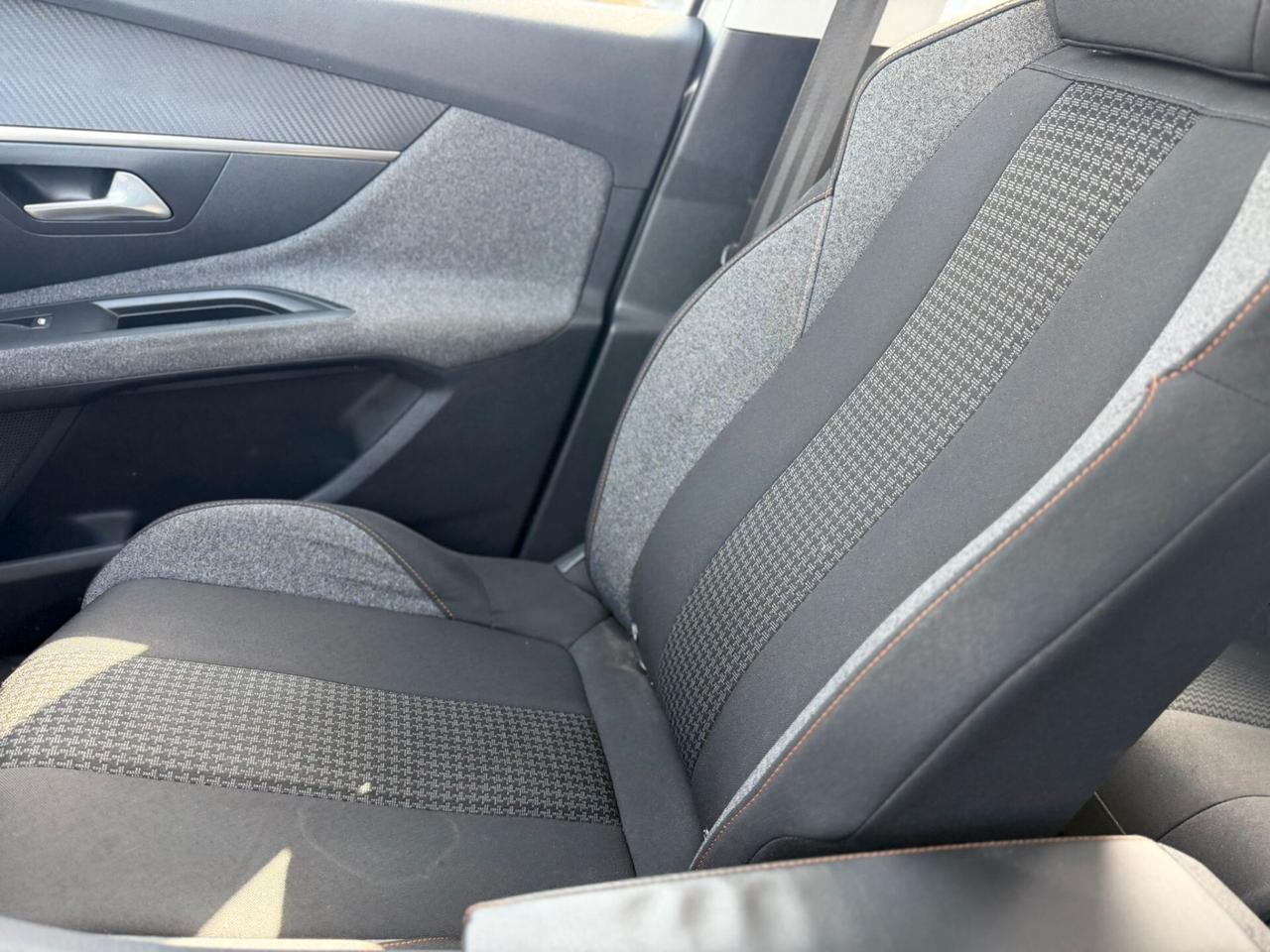 Peugeot 3008 BlueHDi 130 S&S EAT8 GT Line