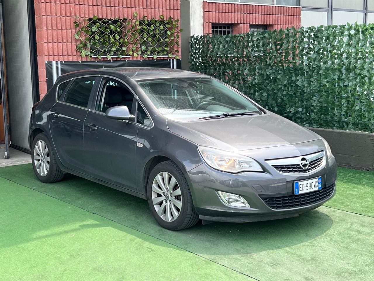 Opel Astra 1.7 CDTI 125CV 5 porte Cosmo