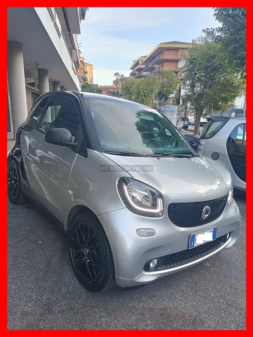 SMART FORTWO BENZINA *NEOPATENTATI* PERMUTE/RATE
