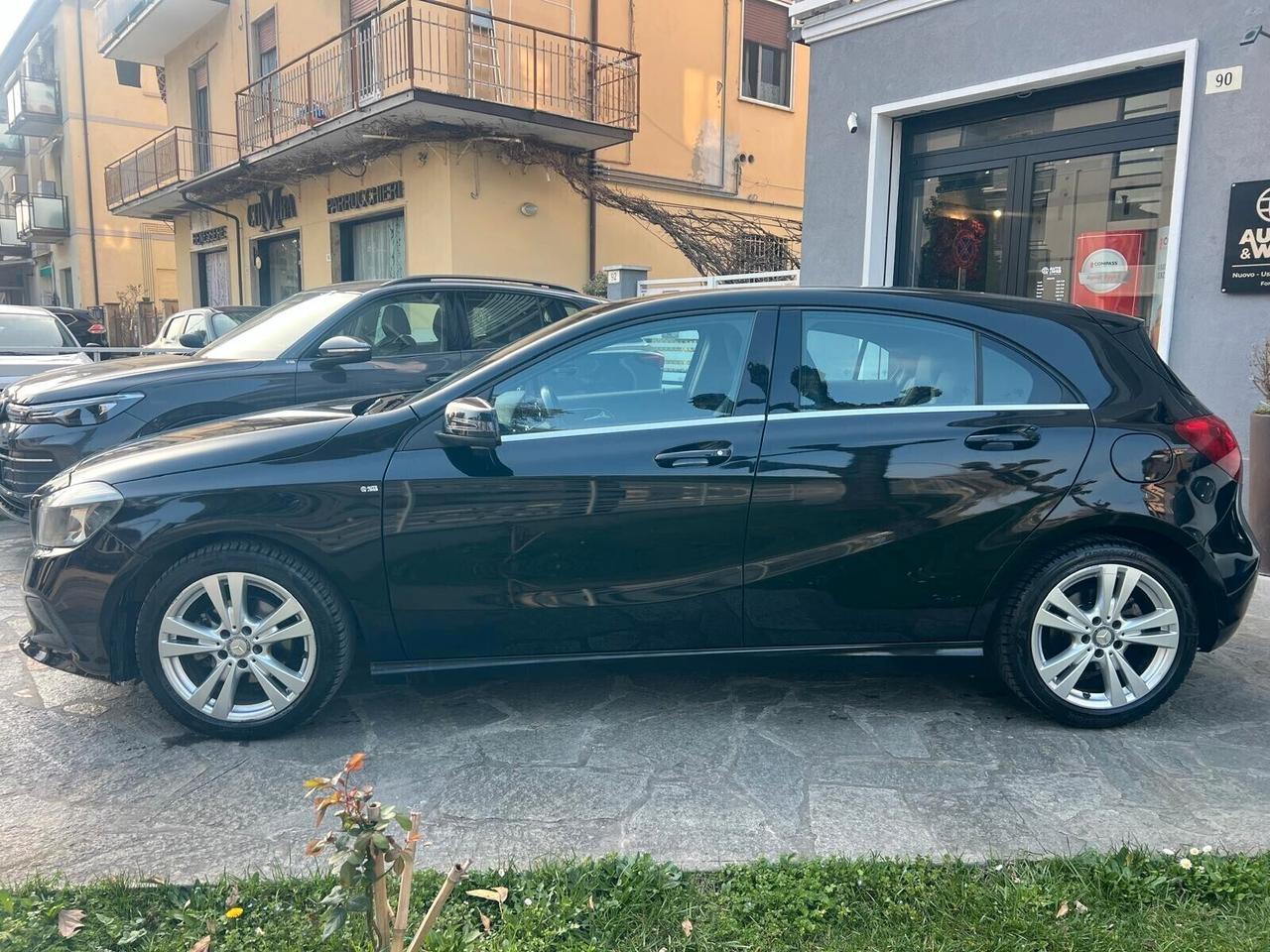 MB CLASSE A 180D AUTOM PREMIUM NEOP UNIPROP