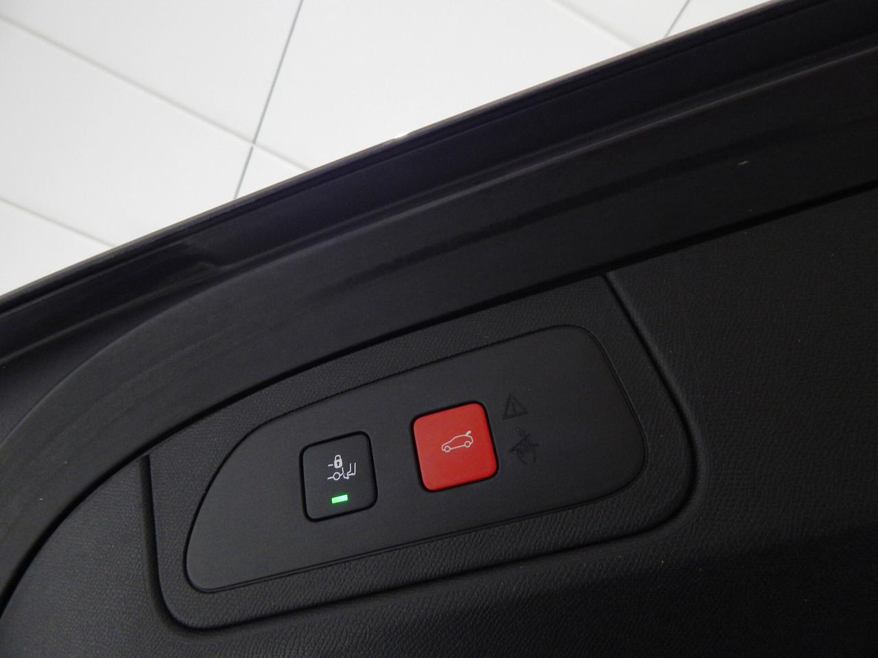 DS Automobiles DS 7 Crossback 1.5 bluehdi Performance Line+ 130cv Aut NAVI-PELLE