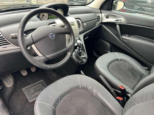 Lancia Ypsilon 1.2 Modamilano