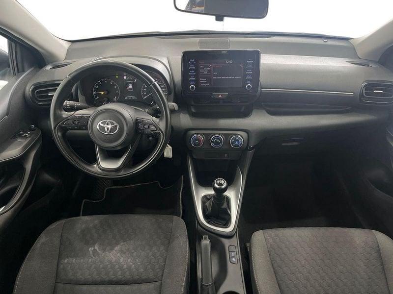 Toyota Yaris Yaris 1.0 Active IVA ESPOSTA
