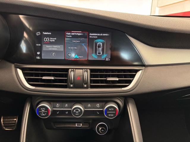 ALFA ROMEO Giulia 2.0 Turbo 280 CV AT8 AWD Q4 Veloce in arrivo