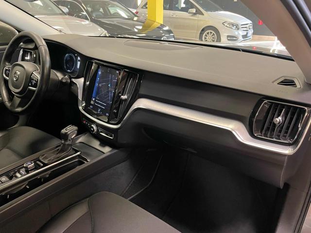 VOLVO V60 Cross Country D4 AWD Geartronic *led/telecam/pelle*