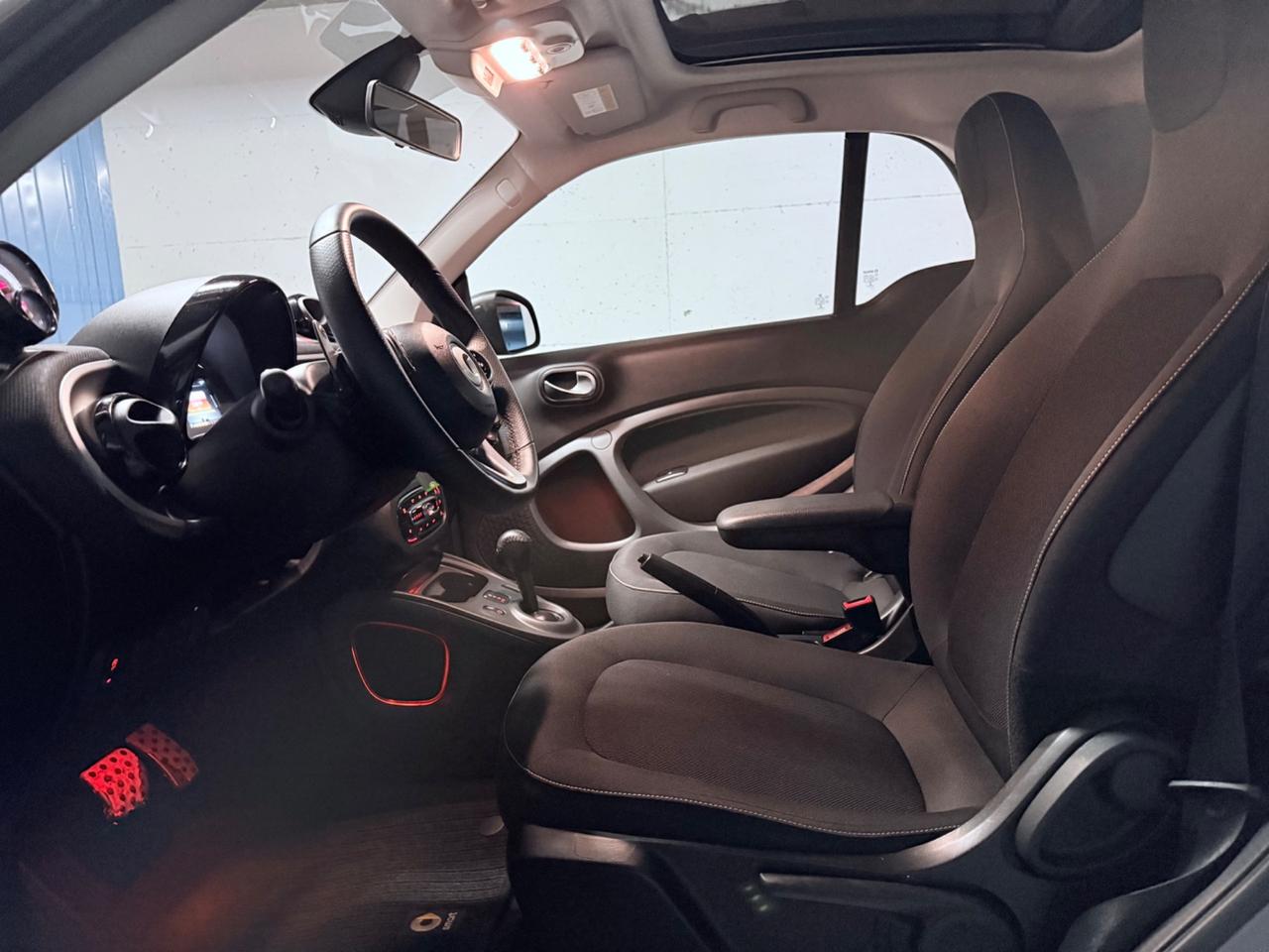 Smart ForTwo Superpassion LED NAVI RETROCAMERA