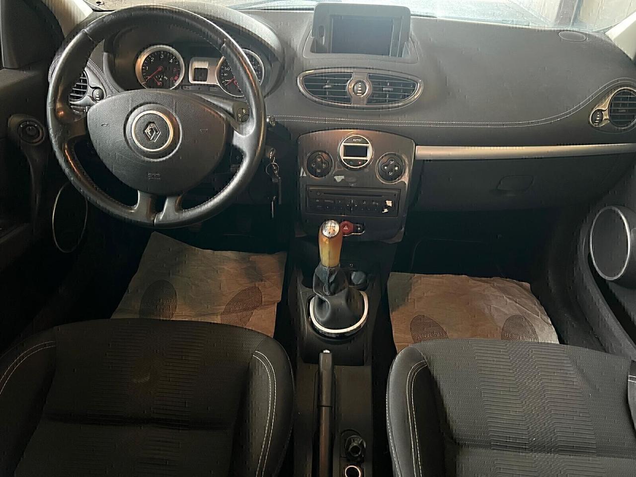 Renault Clio 1.5 dCi 85CV 5 porte Confort--2010