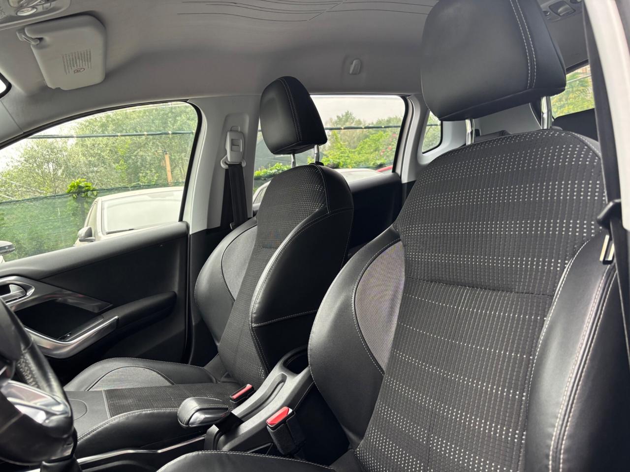 Peugeot 2008 1.6 hdi 92 CV Allure OK NEOPATENTATI
