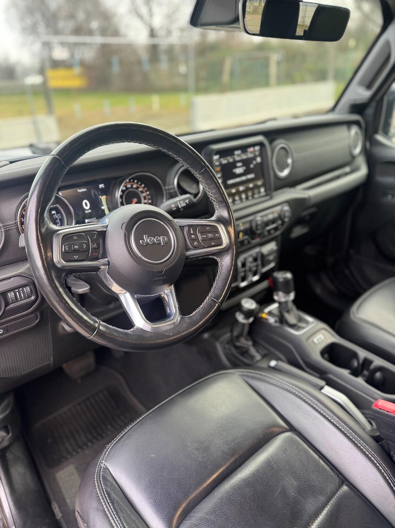 JEEP GLADIATOR 3.0 V6 OVERLAND AUTOCARRO 66.000 KM