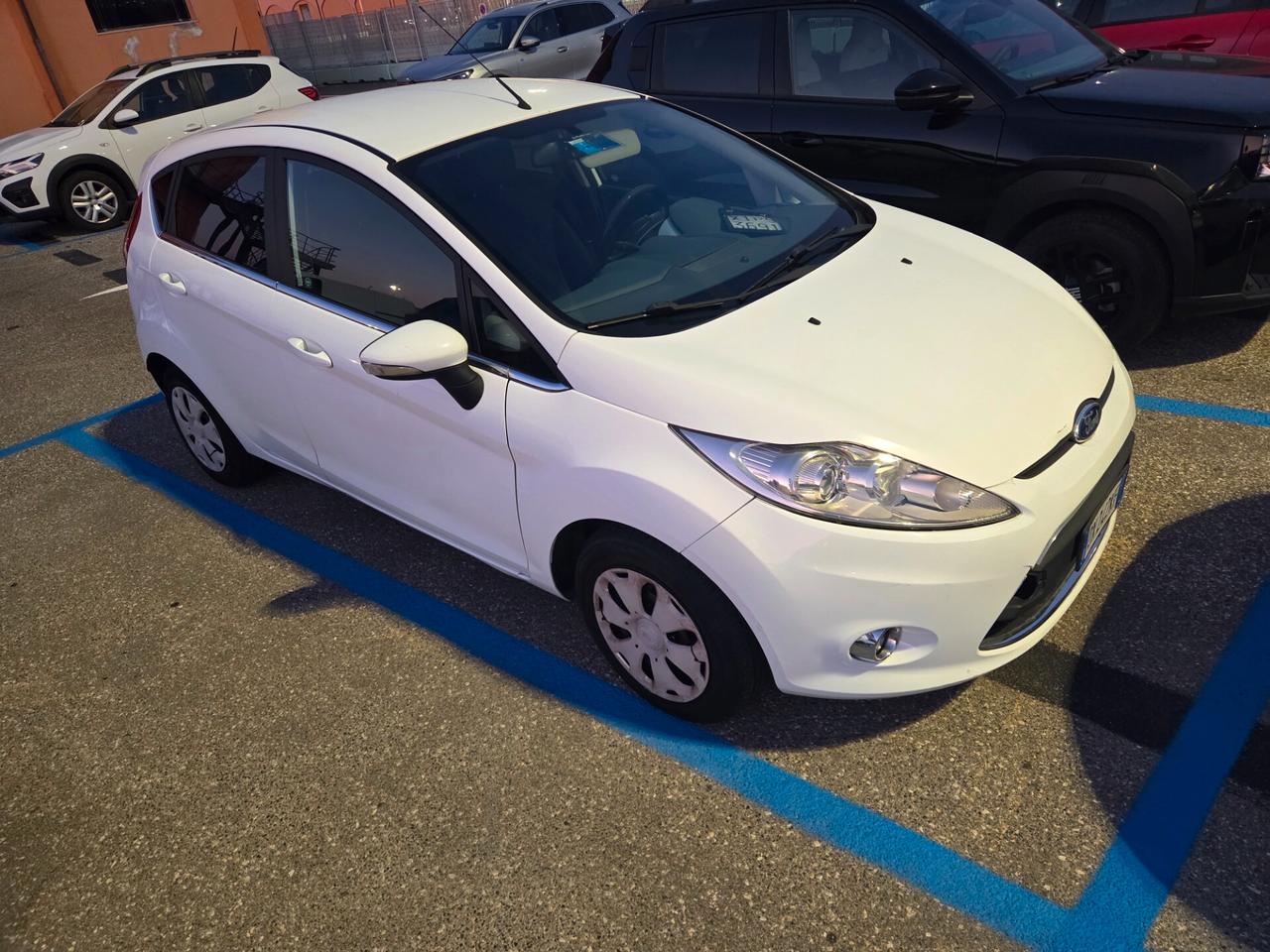 Ford Fiesta 1.4 TDCi 70CV 5 porte Titanium 2012