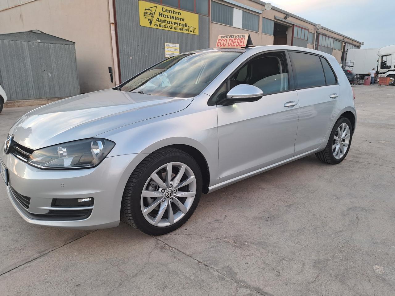 Volkswagen Golf 1.6 TDI HIGHLINE BlueMotion - 2013